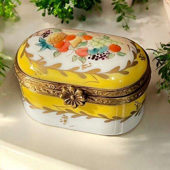 Authentic Limoges Fruit And Filigree Mini Trinket Box, Ring Box, Pillbox Signed